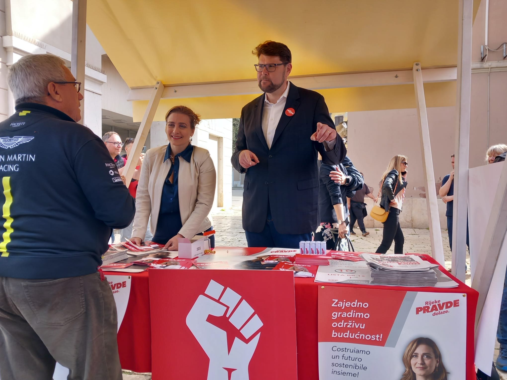 ''RIJEKE PRAVDE'' PROTEKLE KROZ ROVINJ Četvero kandidata istaknulo svoje planove za razdoblje nakon izbora
